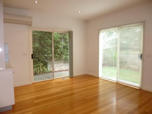 1/10 Kendall Street, Essendon, VIC 3040 - Thumbnail 2 - 23/05/2019