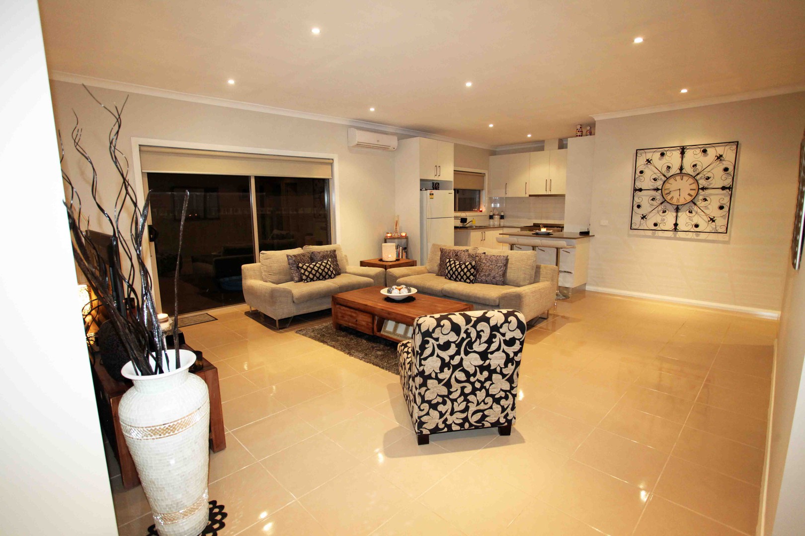 3/35 Darebin Drive, Thomastown, VIC 3074 - Thumbnail 1 - 23/05/2019