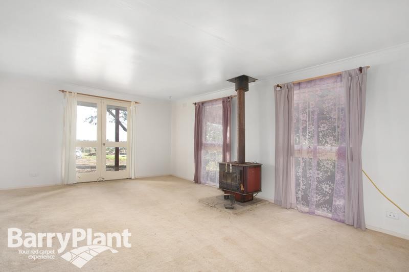 110 Pakenham Road, Pakenham, VIC 3810 - Thumbnail 2 - 23/05/2019