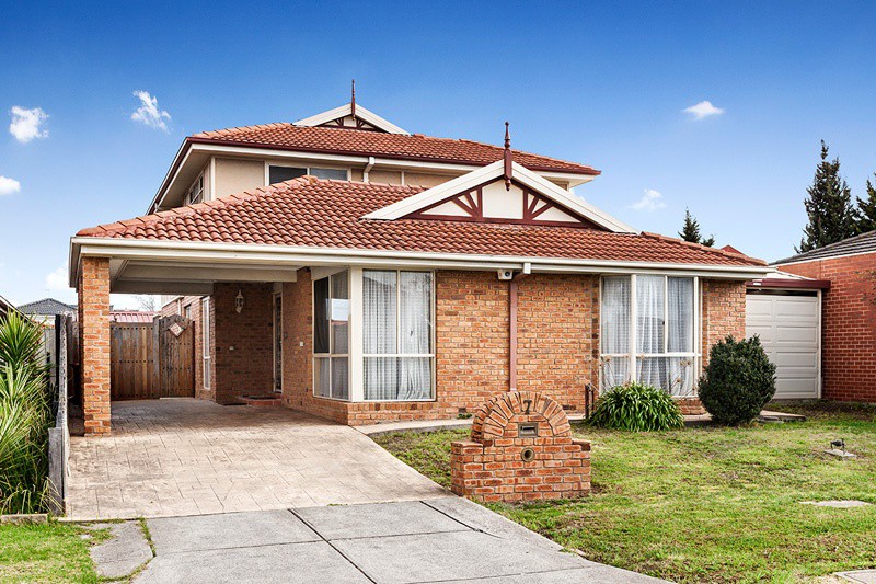 7 Collins Close, Keilor East, VIC 3033 - Thumbnail 2 - 20/05/2019
