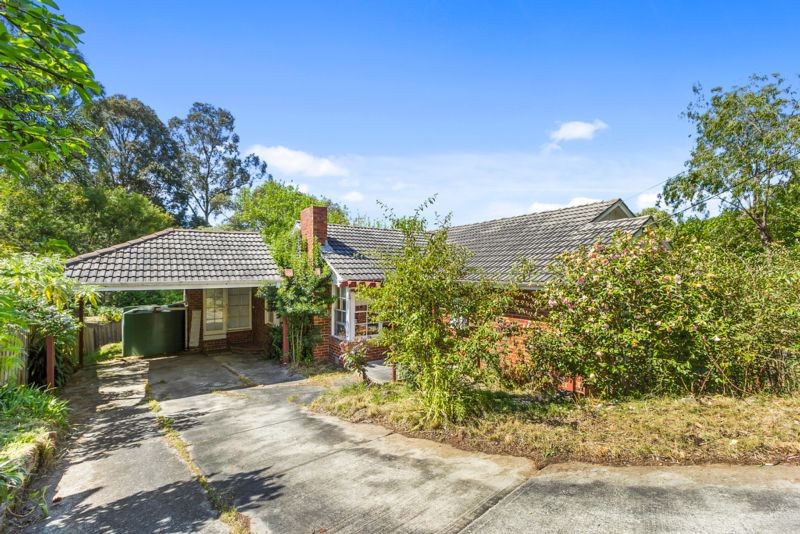 2 Morrison CrescentDoncaster, VIC 3108, Doncaster - Thumbnail 2