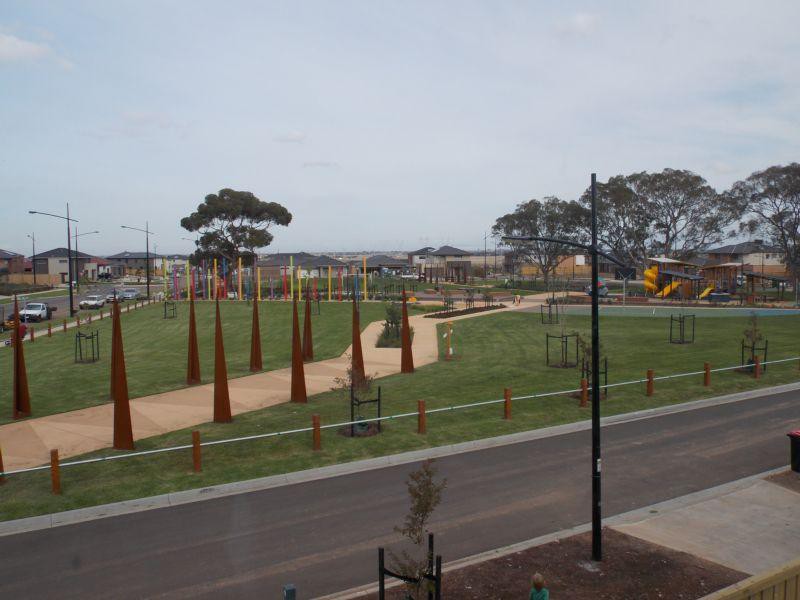 68 Aspire Boulevard, PLUMPTON Boulevard, Hillside, VIC 3037 - Thumbnail 1 - 23/05/2019