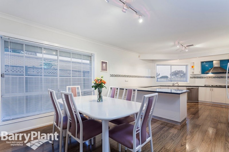 2a Sussex Street, Seaholme, VIC 3018 - Thumbnail 2 - 20/05/2019