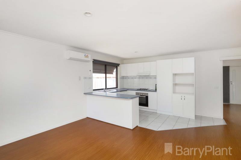 18 Guyenne Court, Hoppers Crossing, VIC 3029 - Thumbnail 2 - 23/10/2015