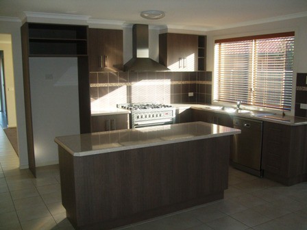 18 Incana Close, Hoppers Crossing, VIC 3029 - Thumbnail 2 - 22/05/2019