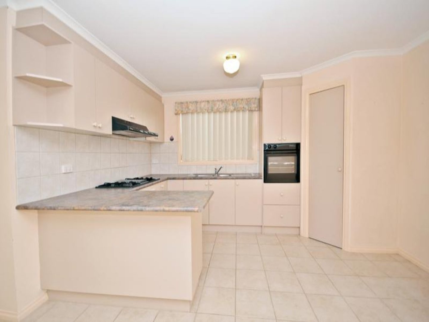 207 Community Hub, Hillside, VIC 3037 - Thumbnail 1 - 16/10/2012