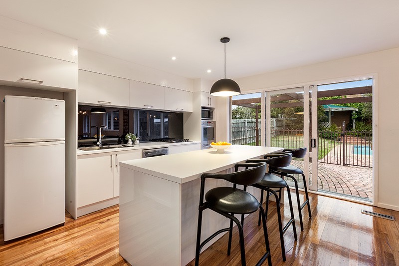 20 Astley Street, Templestowe Lower, VIC 3107 - Thumbnail 2 - 20/05/2019