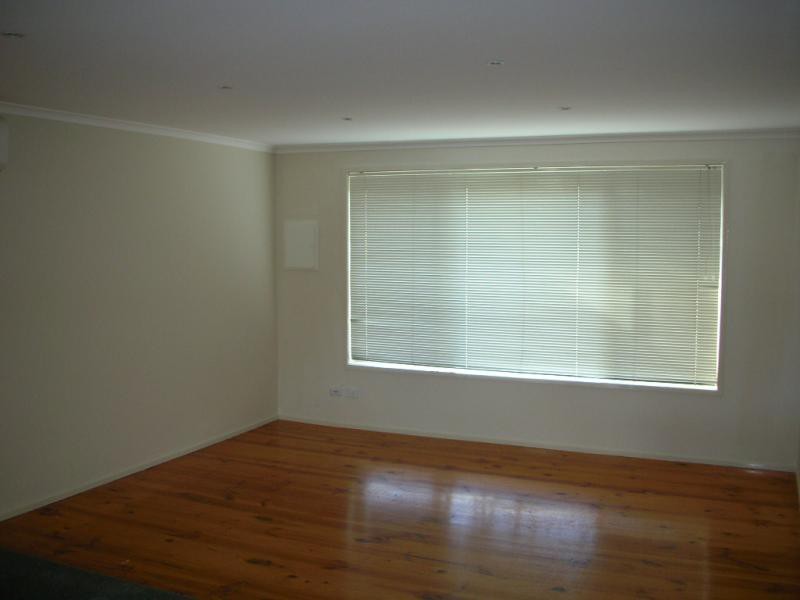1/3A Conifer Close, Gladstone Park, VIC 3043 - Thumbnail 1 - 23/05/2019