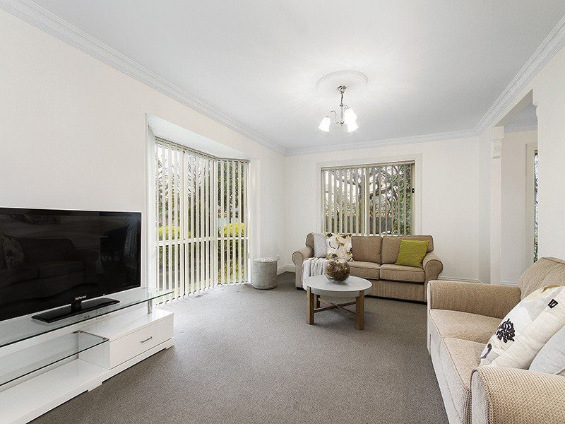 1/3 Glen Road, Glen Waverley, VIC 3150 - Thumbnail 2 - 23/05/2019