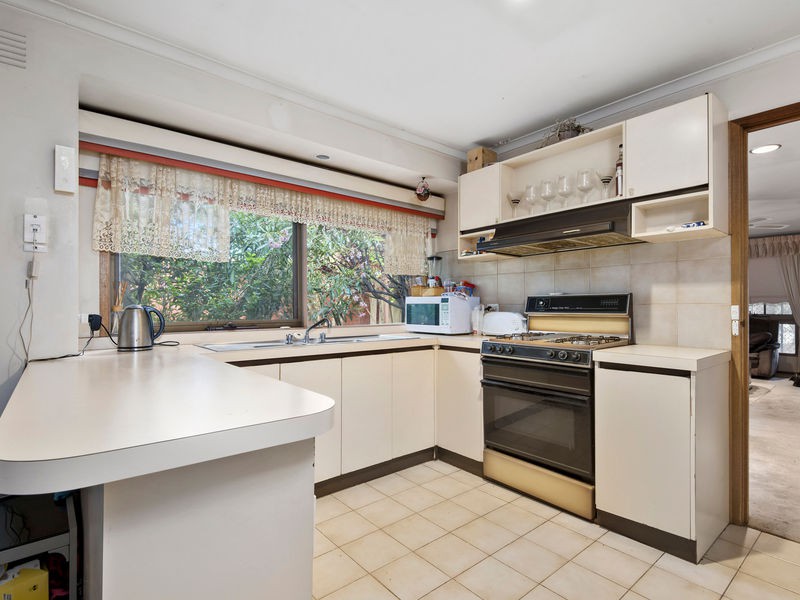 62 South Avenue, Altona Meadows, VIC 3028 - Thumbnail 2 - 20/05/2019