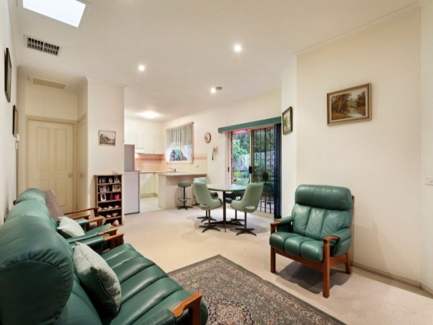 21 Sandra StreetForest Hill, VIC 3131, Forest Hill - Thumbnail 4