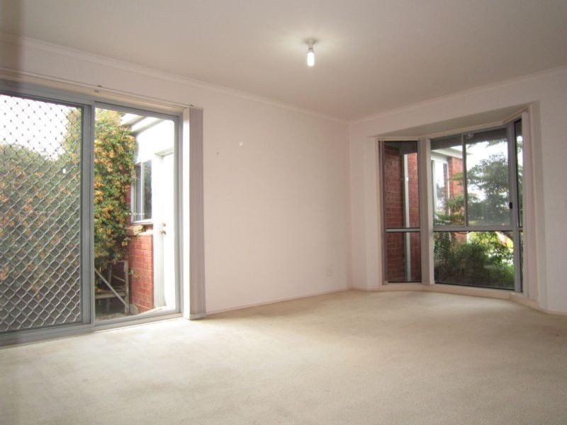 4 Brayford Nook, Craigieburn, VIC 3064 - Thumbnail 2 - 23/05/2019