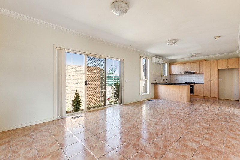 2/182 Dundas Street, Thornbury, VIC 3071 - Thumbnail 1 - 23/05/2019