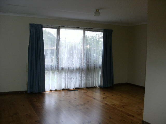 42 Willow Ave, Rowville, VIC 3178 - Thumbnail 1 - 23/05/2019