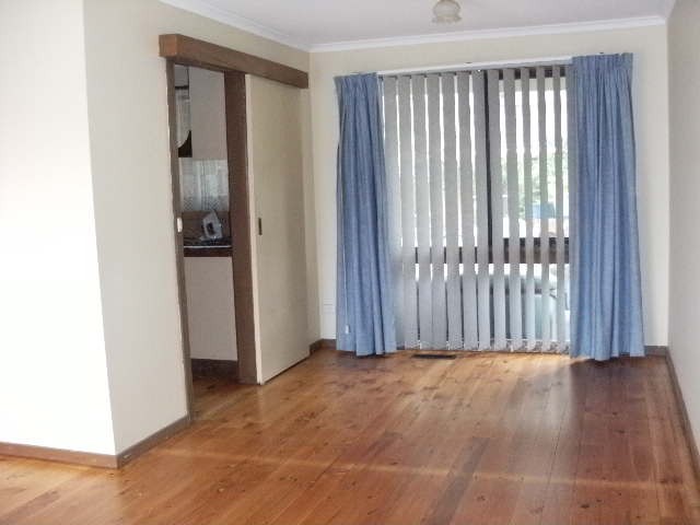 42 Willow Ave, Rowville, VIC 3178 - Thumbnail 2 - 23/05/2019