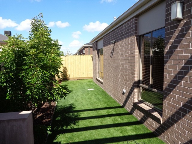 14 Miami Drive, Point Cook, VIC 3030 - Thumbnail 2 - 23/05/2019