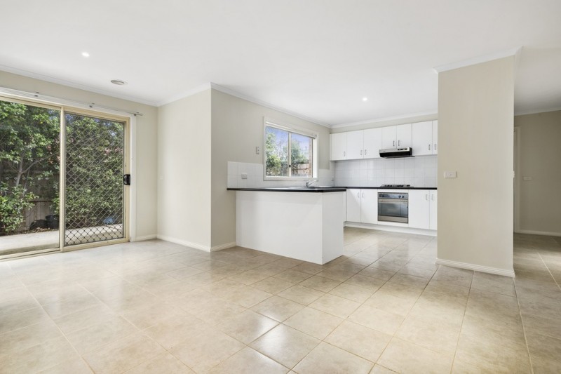 19 Higgs Circuit, Sunbury, VIC 3429 - Thumbnail 2 - 20/05/2019