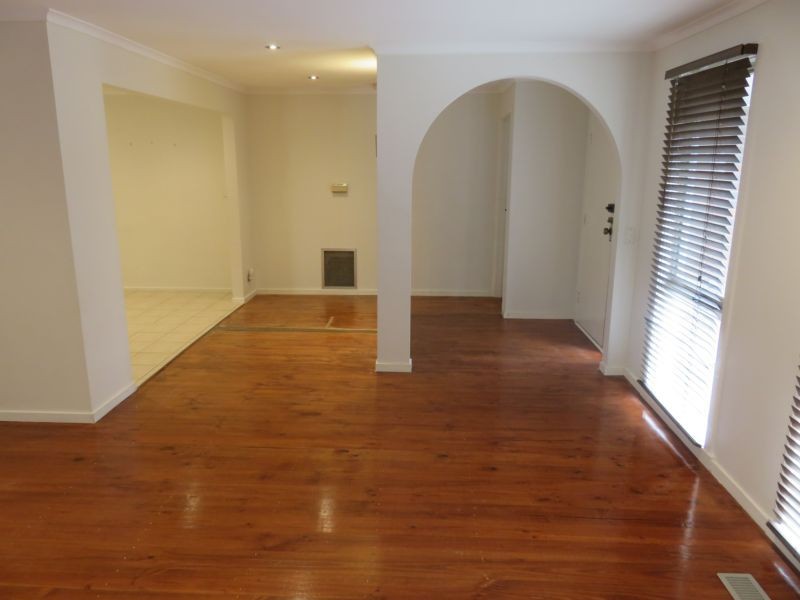 7 Eildon Parade, Rowville, VIC 3178 - Thumbnail 2 - 23/05/2019