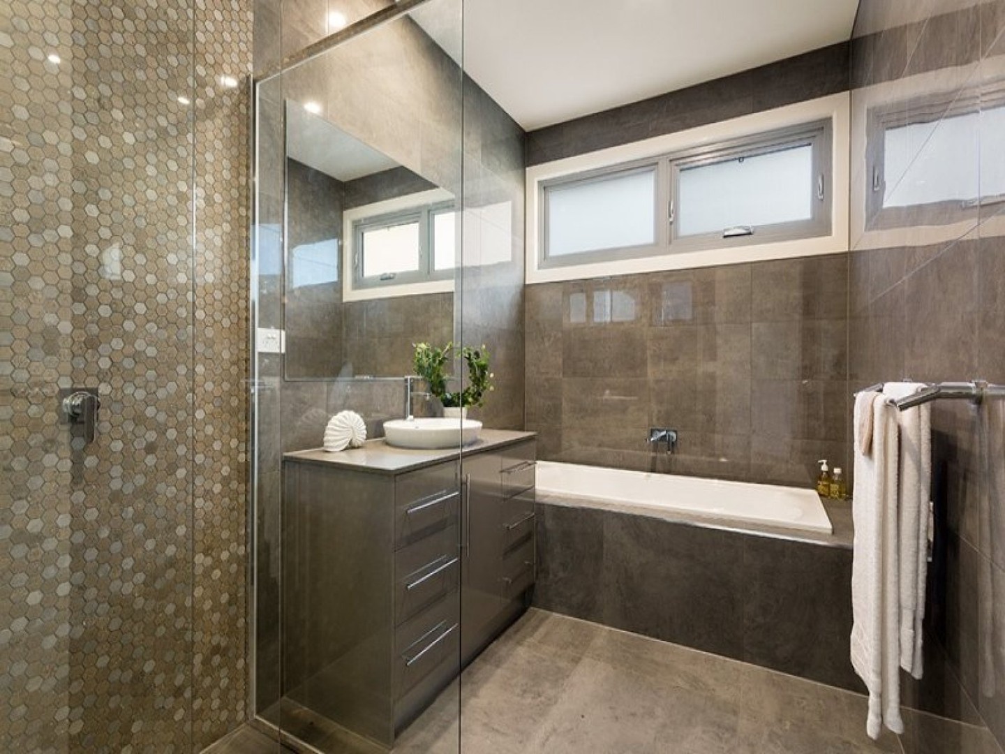 22 Banksia StreetBlackburn, VIC 3130, Blackburn - Thumbnail 6