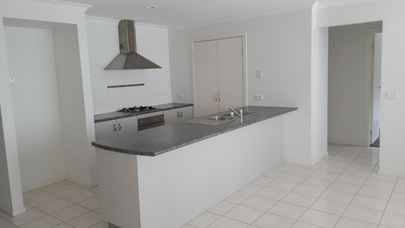 9 Pearl Place, Point Cook, VIC 3030 - Thumbnail 1 - 23/05/2019