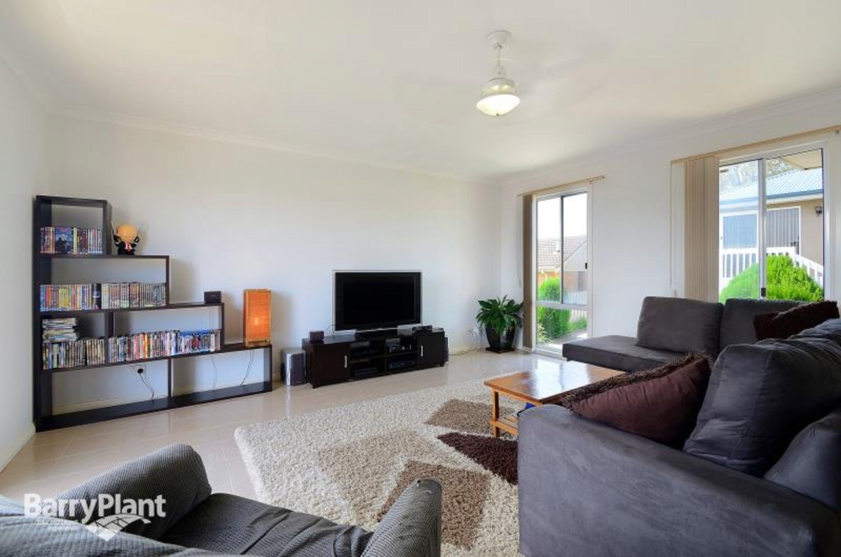 2/19 Jamieson Street, Warragul, VIC 3820 - Thumbnail 1 - 23/05/2019