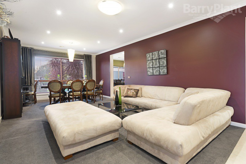 6 Pyramid Place, Lyndhurst, VIC 3975 - Thumbnail 2 - 20/05/2019