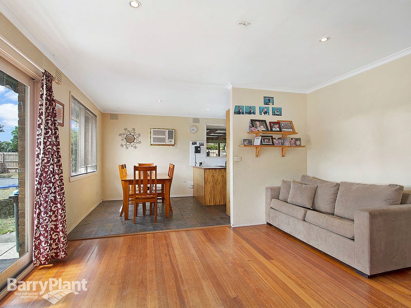 43 Farnham Road, Bayswater, VIC 3153 - Thumbnail 2 - 20/05/2019