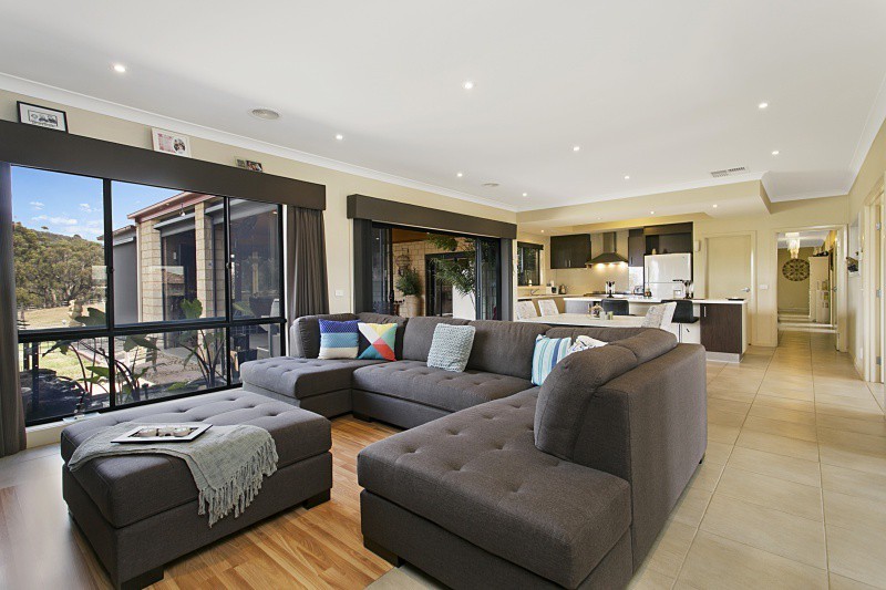 8 Siena Ridge, Hidden Valley, VIC 3756 - Thumbnail 1 - 20/05/2019