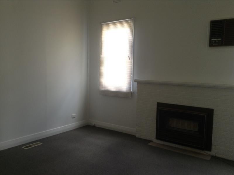 4 Denham Street, Eaglehawk, VIC 3556 - Thumbnail 1 - 23/05/2019