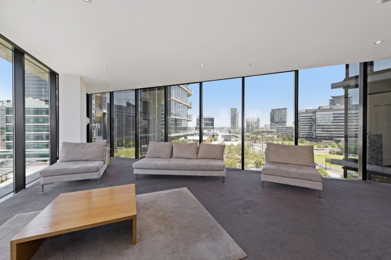 807/18 Waterview Walk, Docklands, VIC 3008 - Thumbnail 2 - 20/05/2019