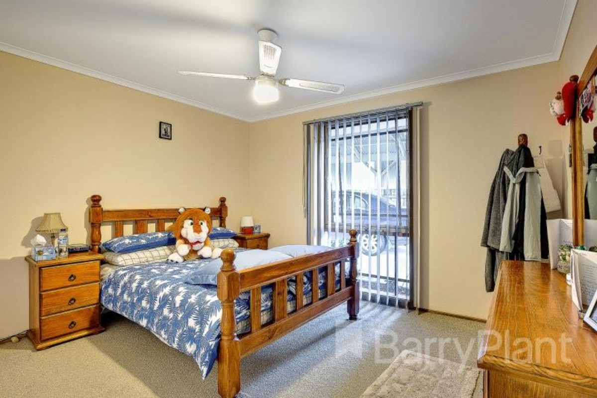 39 Parman Avenue, Pakenham, VIC 3810 - Thumbnail 1 - 23/05/2019