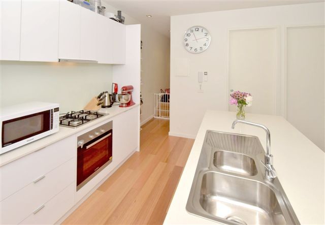 1/141 Yarra Street, Geelong, VIC 3220 - Thumbnail 2 - 20/05/2019