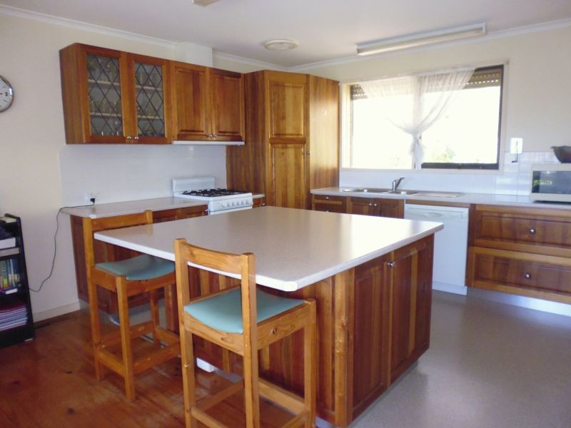 2/14 Parker Avenue, Boronia, VIC 3155 - Thumbnail 1 - 23/05/2019