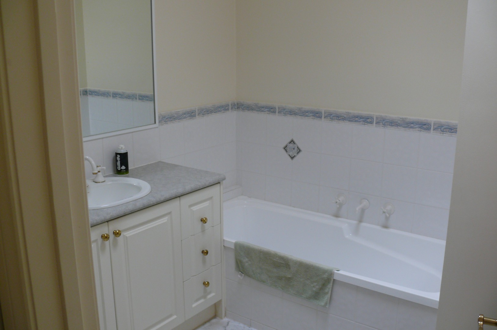 1 Murray Street, Mornington, VIC 3931 - Thumbnail 2 - 23/05/2019