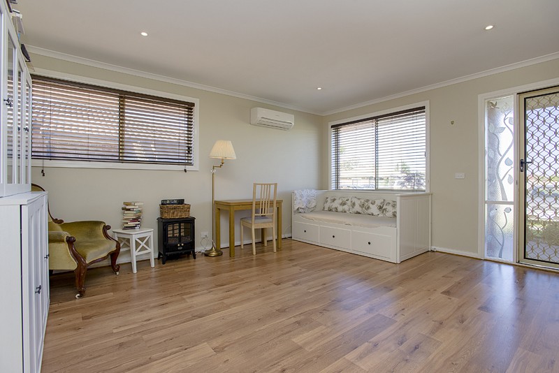 1/23 Tomkin Court, Altona Meadows, VIC 3028 - Thumbnail 2 - 20/05/2019