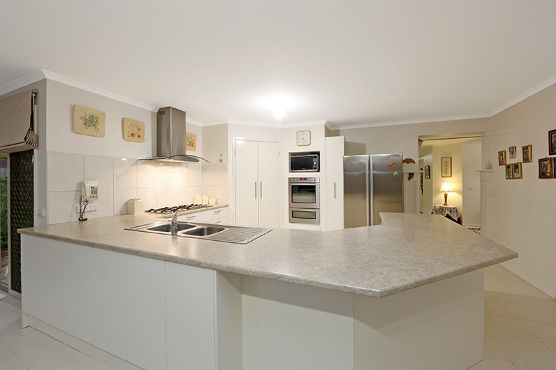 5 Suzana Place, Rowville, VIC 3178 - Thumbnail 2 - 20/05/2019