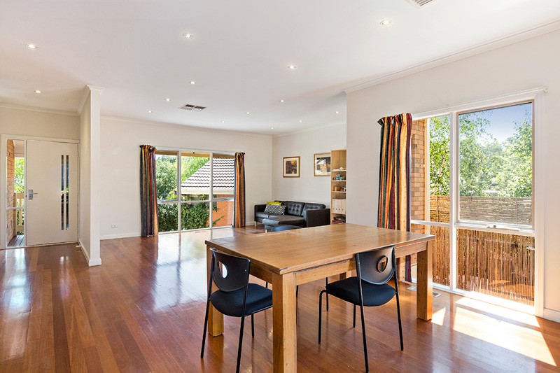 2/8 Edmonton PlaceDoncaster East, VIC 3109, Doncaster East - Thumbnail 2