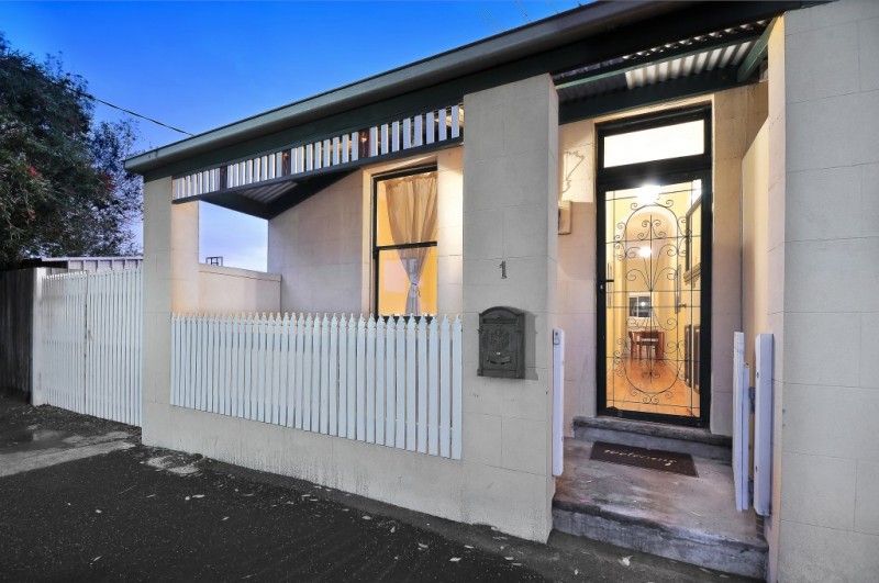 1 Carron Street, Coburg, VIC 3058 - Thumbnail 1 - 23/05/2019
