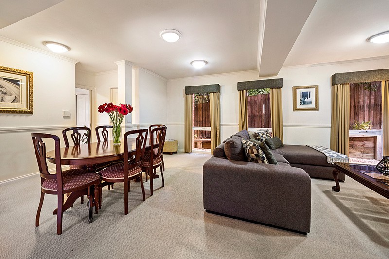 2/2A Hakea StreetTemplestowe, VIC 3106, Templestowe - Thumbnail 4