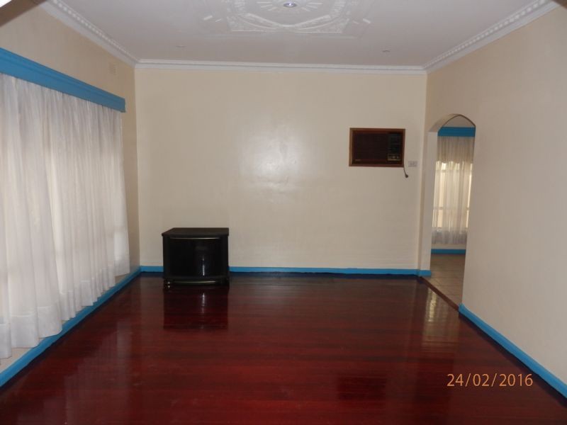 1/111 Wright Street, Sunshine, VIC 3020 - Thumbnail 2 - 23/05/2019