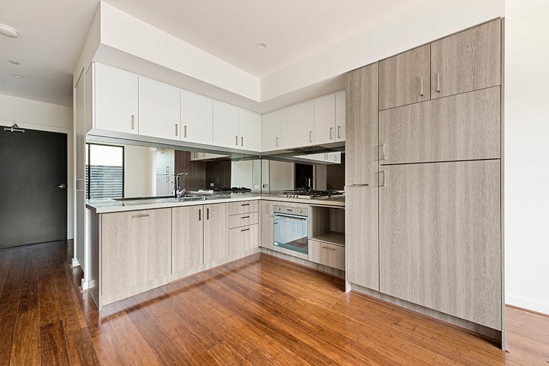 2/14-18 Gilbert Road, Preston, VIC 3072 - Thumbnail 1 - 23/05/2019