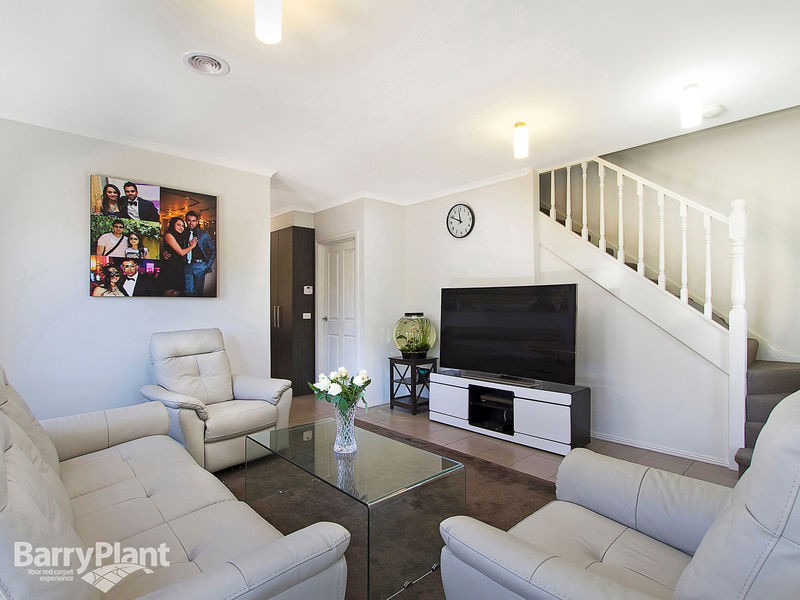 1/2 Henry Street, Boronia, VIC 3155 - Thumbnail 2 - 20/05/2019