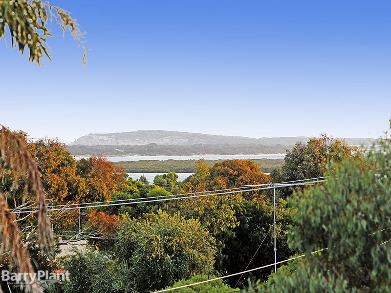 32 Thacker Street, Ocean Grove, VIC 3226 - Thumbnail 1 - 20/05/2019