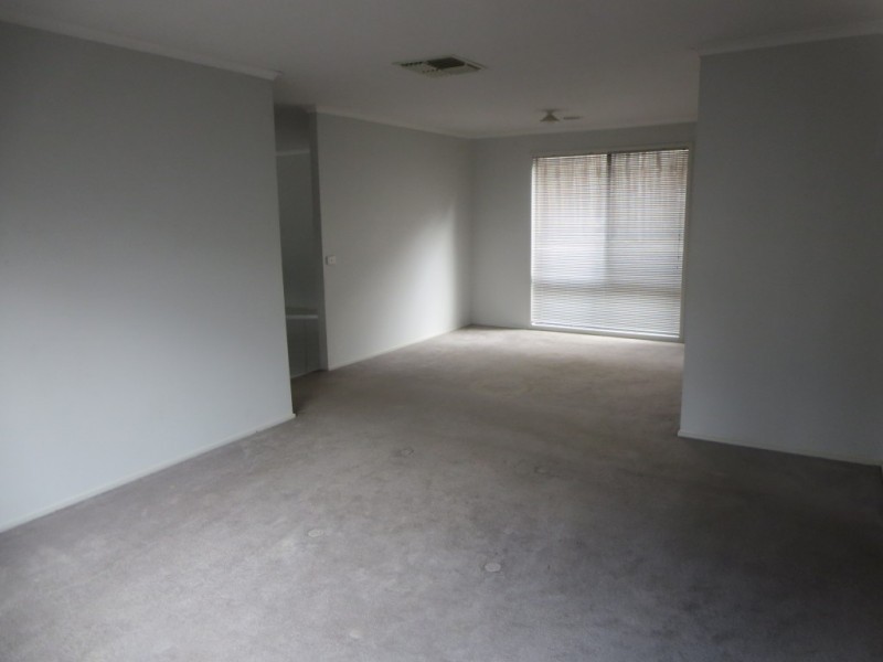 38 Gallery Gate Road, Yallambie, VIC 3085 - Thumbnail 1 - 23/05/2019