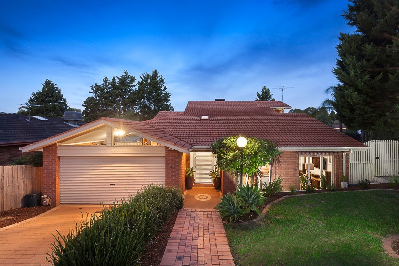 4 Kent Court, Doncaster East, VIC 3109, Doncaster East - Thumbnail 2