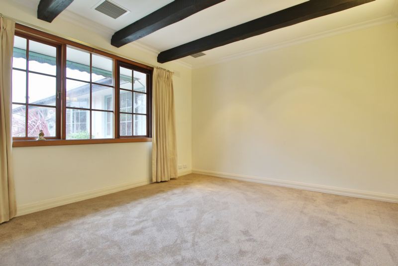 92 Old Warrandyte Road, Donvale, VIC 3111 - Thumbnail 2 - 23/05/2019