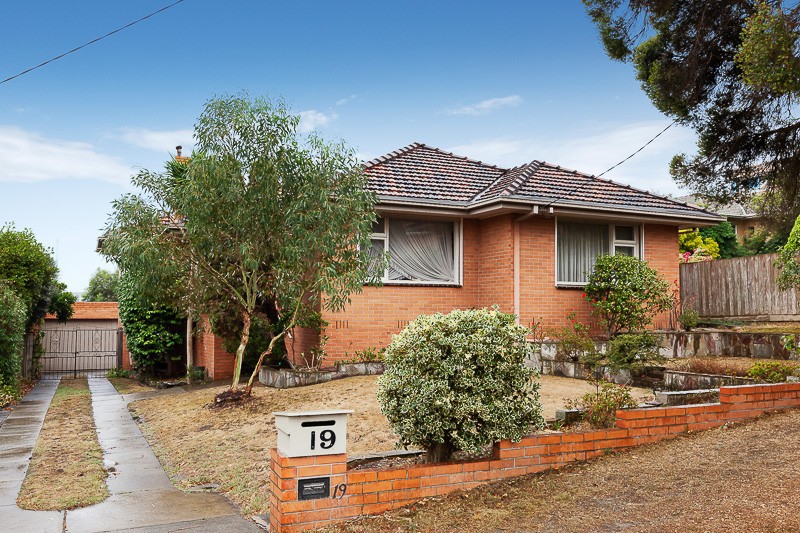 19 Gilmore RoadDoncaster, VIC 3108