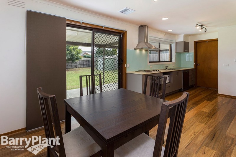 28 Edwards Drive, Altona Meadows, VIC 3028 - Thumbnail 2 - 20/05/2019