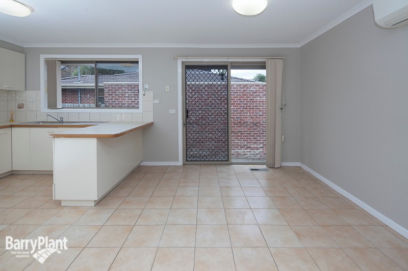 3/4 Napier Street, Dandenong, VIC 3175 - Thumbnail 2 - 20/05/2019