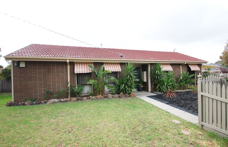82 Eldorado Crescent, Meadow Heights, VIC 3048 - Thumbnail 1 - 20/05/2019